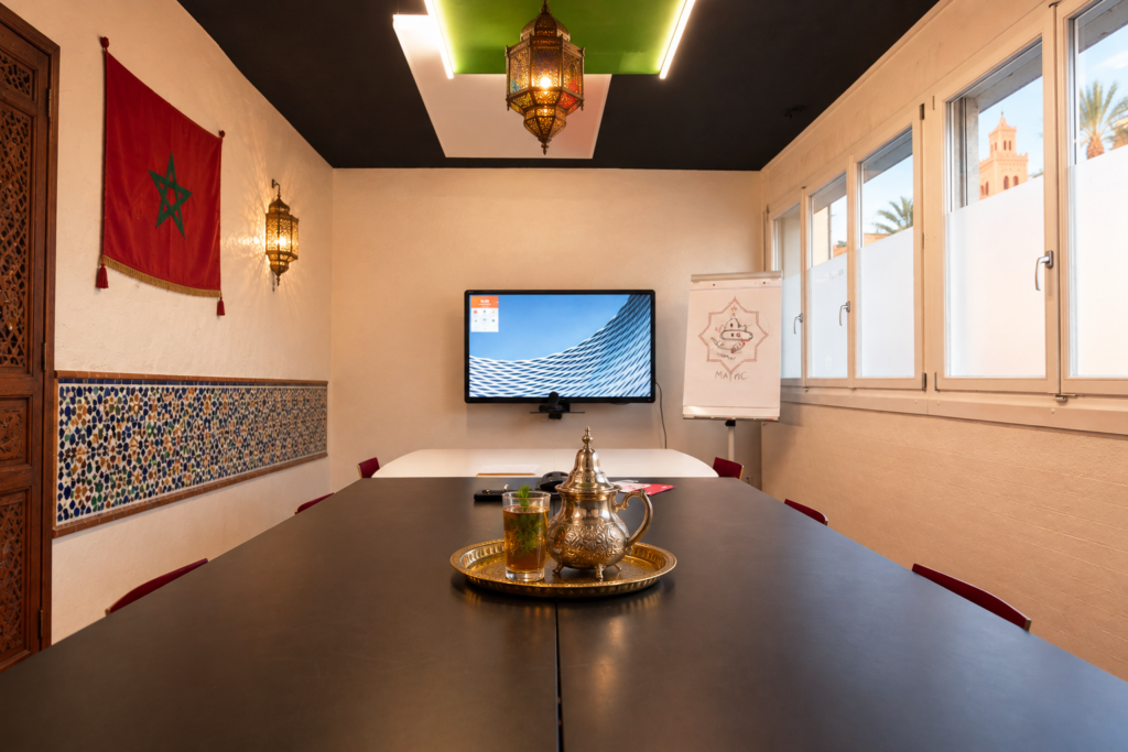 salle de réunion d'un espace de coworking à Agadir